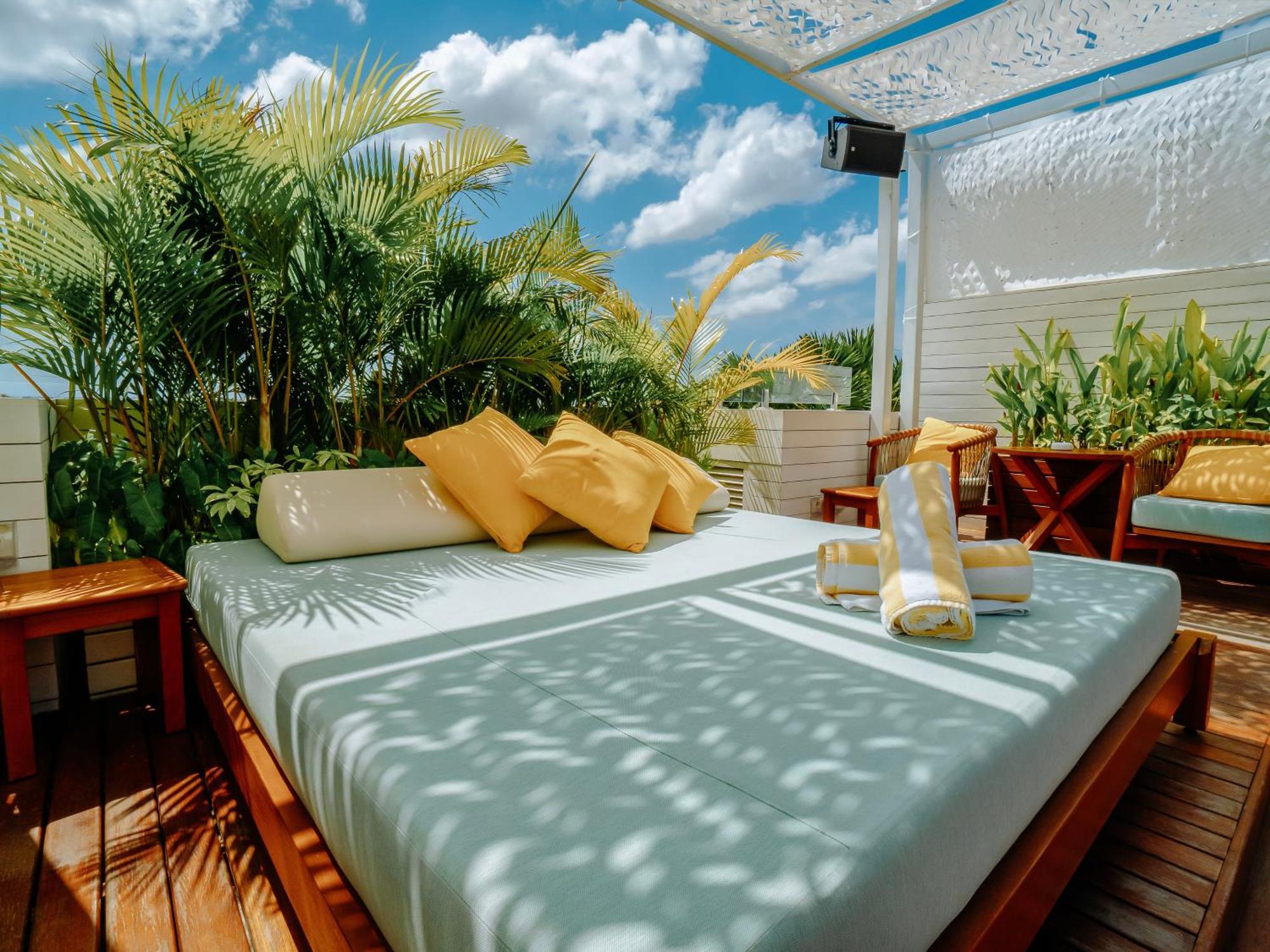 Secana Beachtown Resort & Residences Canggu Buitenkant foto