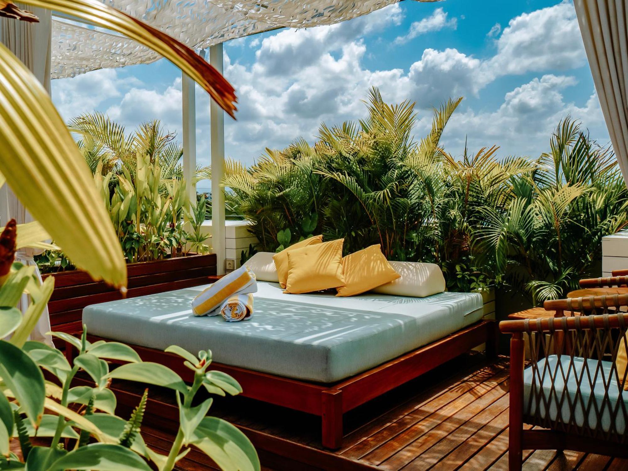 Secana Beachtown Resort & Residences Canggu Buitenkant foto