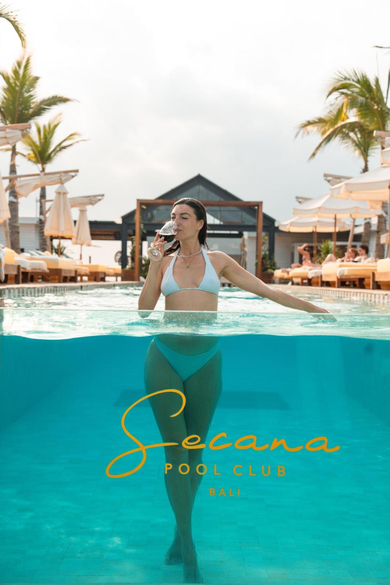 Secana Beachtown Resort & Residences Canggu Buitenkant foto